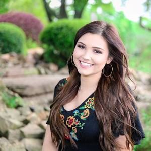 Meet your Posher, Lauren